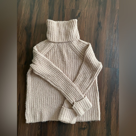 BP Turtleneck Knit Sweater. Size XXS - Picture 2 of 9